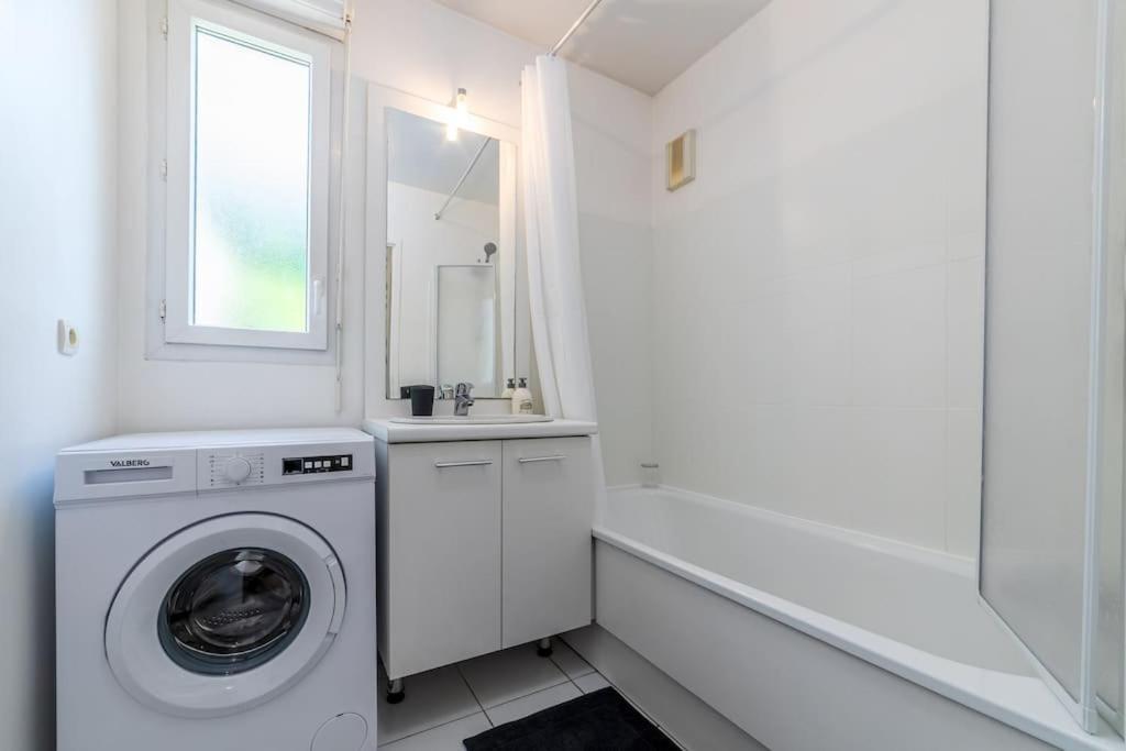 Apartment Near Disneyland Paris, 2 Parking